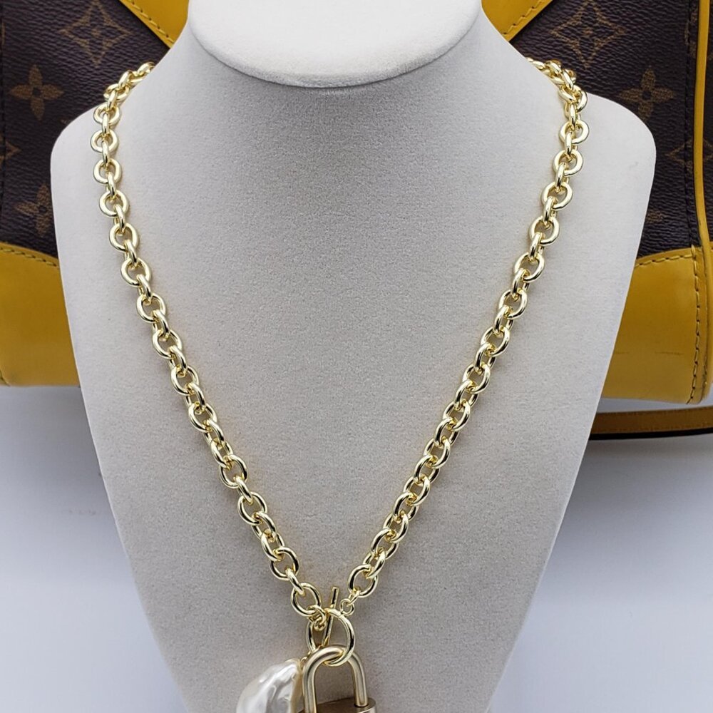 Authentic Louis Vuitton Gold Padlock w/unbranded 16k Gold Plated Stainless Steel - Picture 10 of 16
